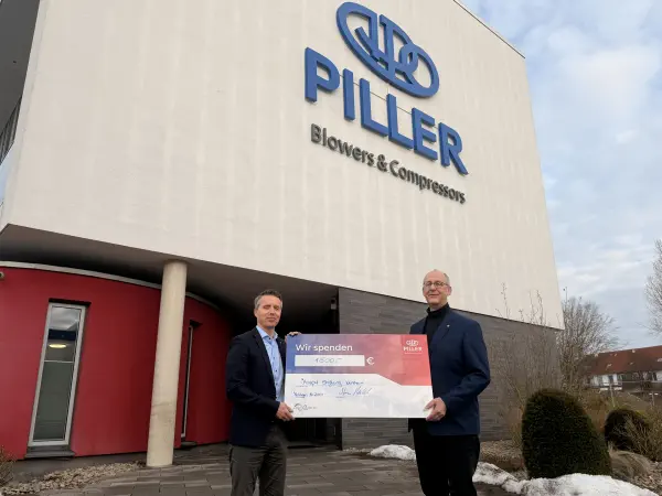 Gemeinsam Gutes tun Gemeinsam Gutes tun Spendenübergabe vor dem Piller Unternehmensgebäude